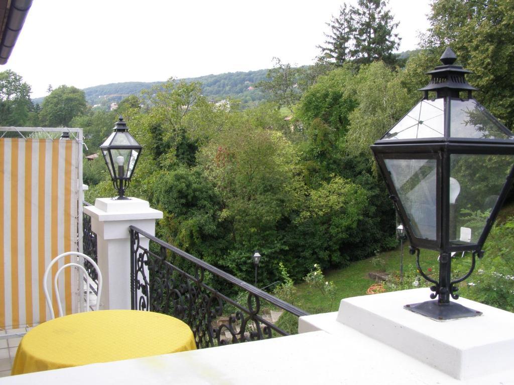 Hotel Landhaus Fuhrgassl-Huber Bécs Kültér fotó