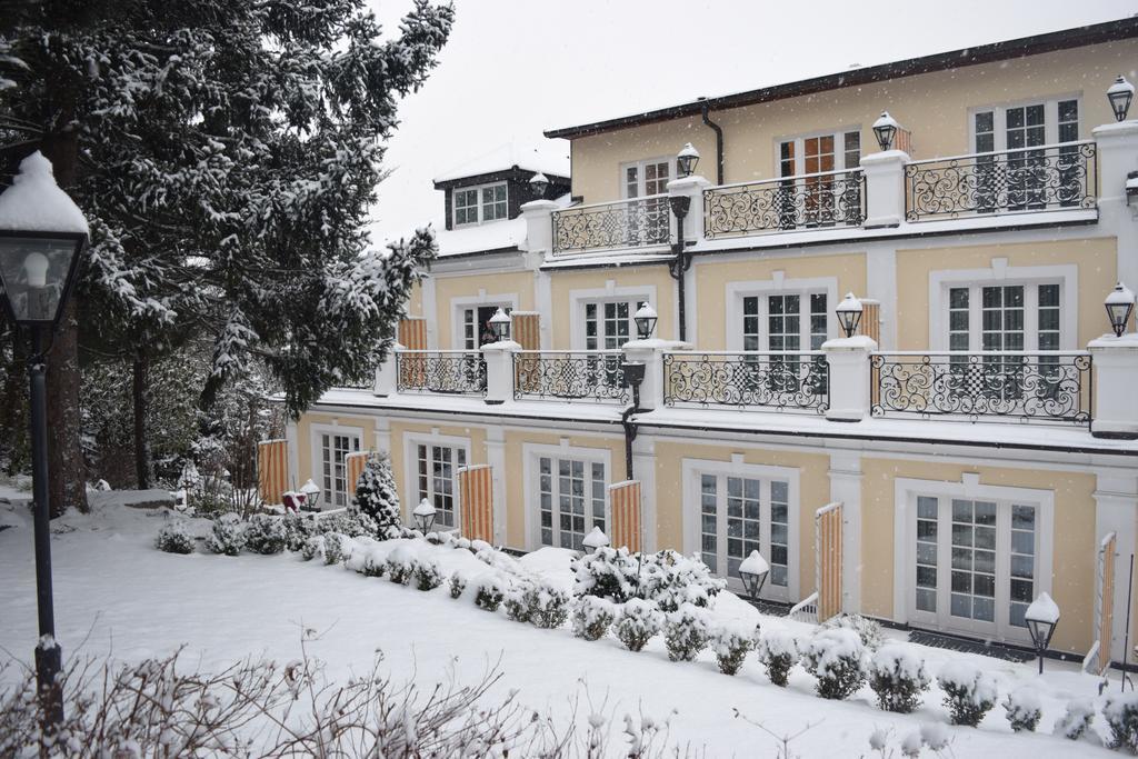 Hotel Landhaus Fuhrgassl-Huber Bécs Kültér fotó