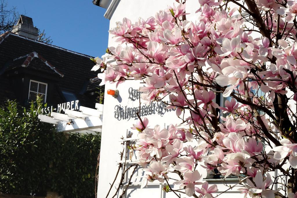 Hotel Landhaus Fuhrgassl-Huber Bécs Kültér fotó